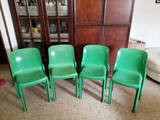 Set 4 sedie Selene vintage di Magistretti (verde), Artemide