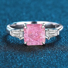 Anello a tre pietre con