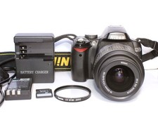 Nikon D60 obiettivo 18-55 mm VR fotocamera Funzionante e testata