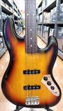Fender Japan basso jazz