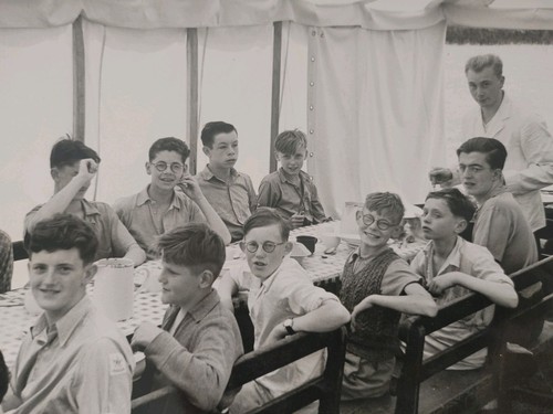 Vintage 1950s young men - young,