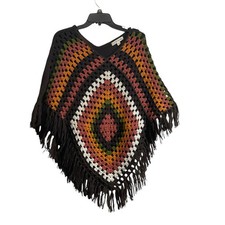 Poncho in maglia di cactus e