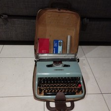 Olivetti Lettera 22 macchina da scrivere Prima Serie Full Set