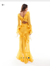 ASOS DESIGN - Vestito lungo a maniche lunghe con volant e inserti in pizzo giall