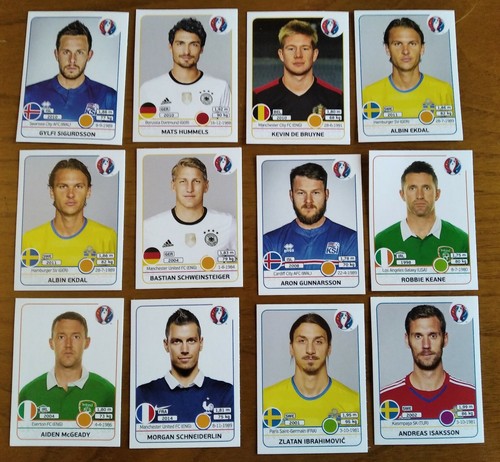 Lotto dodici figurine - di,