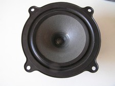 (1) B&W DM 10 BASS/MID