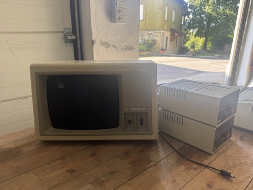 Vintage apple iie monitor - vintage, +
