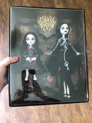 Monster high skullector addams - high,