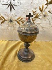 Priestly Pissis with Cross and