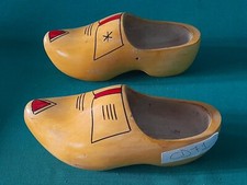 ZOCCOLI OLANDESI ARTIGIANALI N° 20 1/2 LEGNO LAVORATO FATTI A MANO VINTAGE. CD71