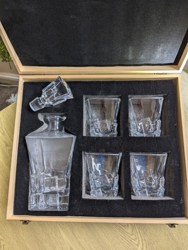 Harvey makin decanter - harvey, in
