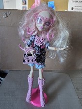 Poupée monster high - poupée,