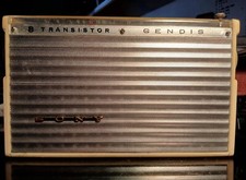 SONY TR-88 the first transistor radio with ShortWave 1958....