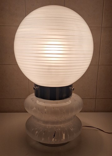 Bellissima lampada tavolo - lampada, da