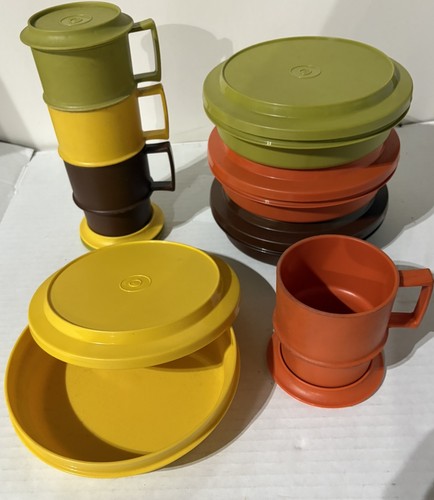 Vintage tupperware - 16, pc