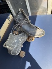 Pattini a rotelle antichi