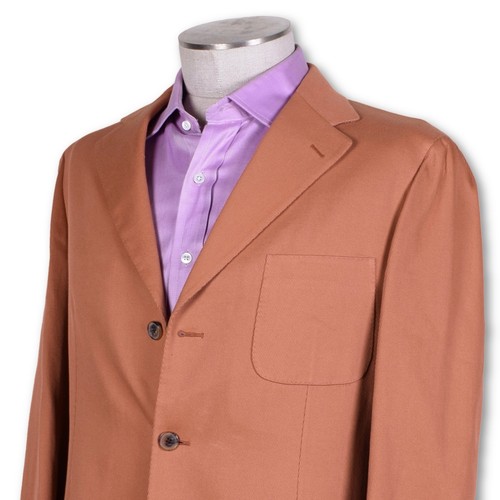 Cappotto sportivo nuovo con