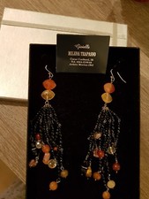 Orecchini argento 925 e pietre naturali indossati in una sfilata fatti a mano