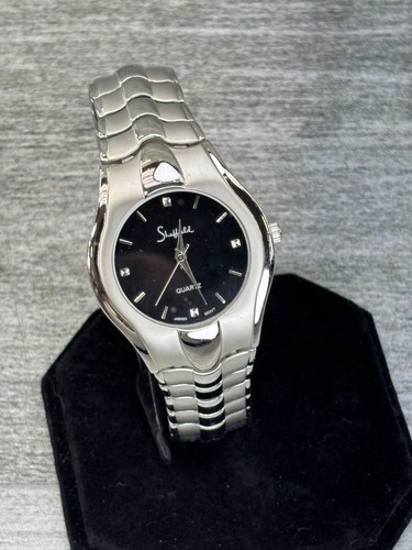 Nuovo orologio polso - polso, uomo