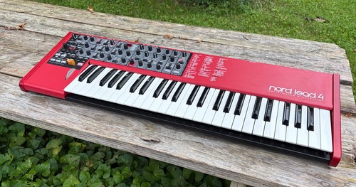 Clavia nord lead - nord, 4
