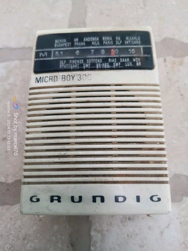Radio transistor grundig - ,