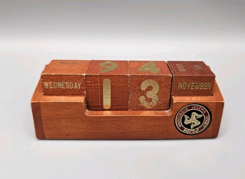 Vintage wooden - vintage, man)