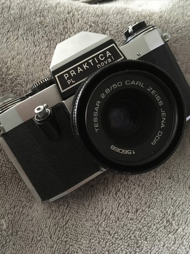 Praktica noval with - noval,