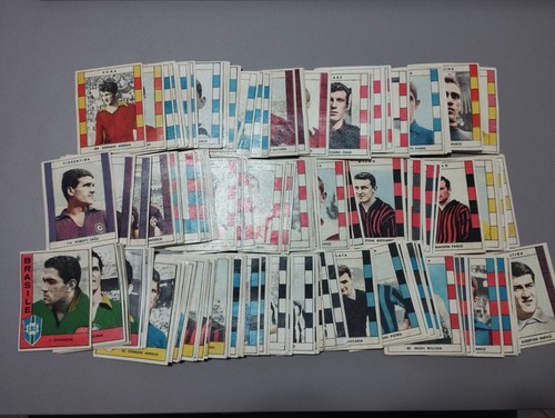 Figurine calciatori 1963 - calciatori,
