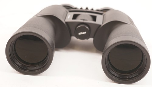 Nikon binocolo azione 16x50