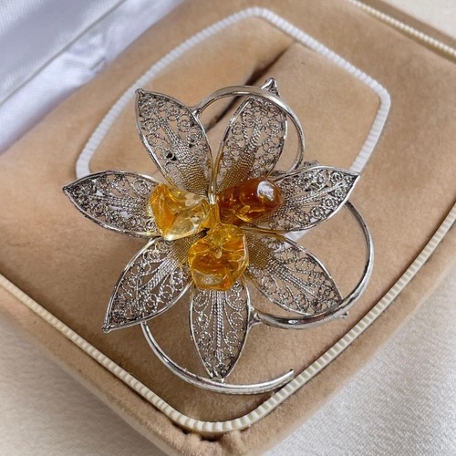 Spilla vintage con fiori - , in
