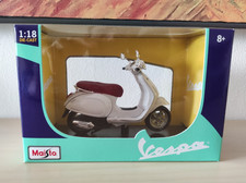 Vespa Primavera 150 Maisto