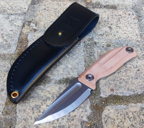 Coltello esterno vero - coltello, in