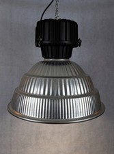 Lampadario stile industriale