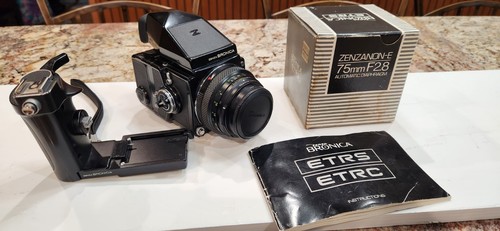 Bronica etr with 220 film - bronica,