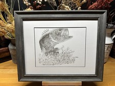 Disegno di un pesce basso
