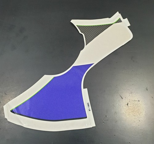 Emblema adesivo sinistro