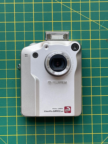 Fujifilm finepix 6800zoom - fujifilm,