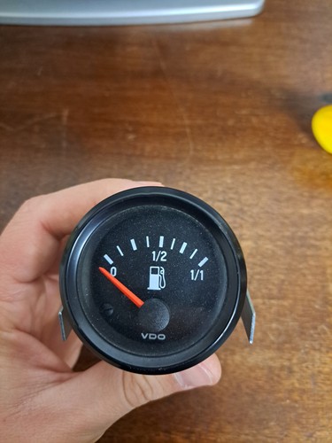 Manometro livello carburante - livello,