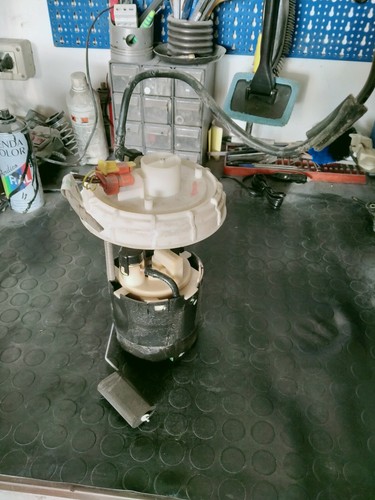 Pompa benzina con galleggiante - pompa,