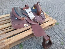 Sella per cavalcare completa, tipo Western (monta all'americana) in ecopelle