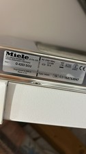 Lavastoviglie miele G 4203 SCU da incasso con frontalino visibile