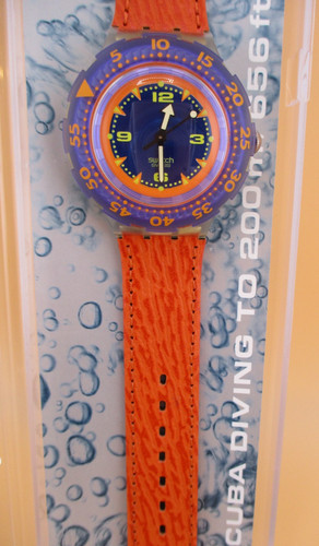 Vintage swatch scuba 200 - scuba, red
