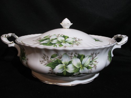 Royal albert trillium covered - royal,