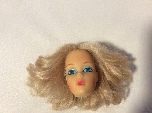 Barbie vintage only head