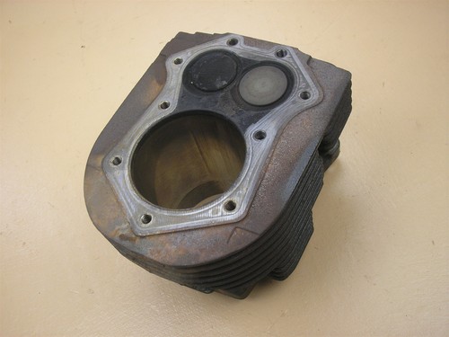 Caraffa cilindro motore