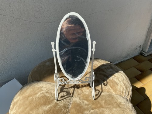 Barbie doll dressing - doll, mirror