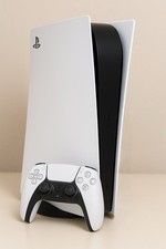 Sony PS5 Digital Edition Console  - Bianco (senza porta disco) - Usata  poco.