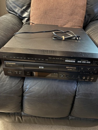 Pioneer laser disc dvl v888 - pioneer,
