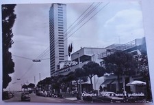 EMI112 Cartolina CESENATICO VIALE A MARE E GRATTACIELO VIAGGIATA 1960  