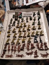 LOTTO SOLDATINI MILITARI 1/32-